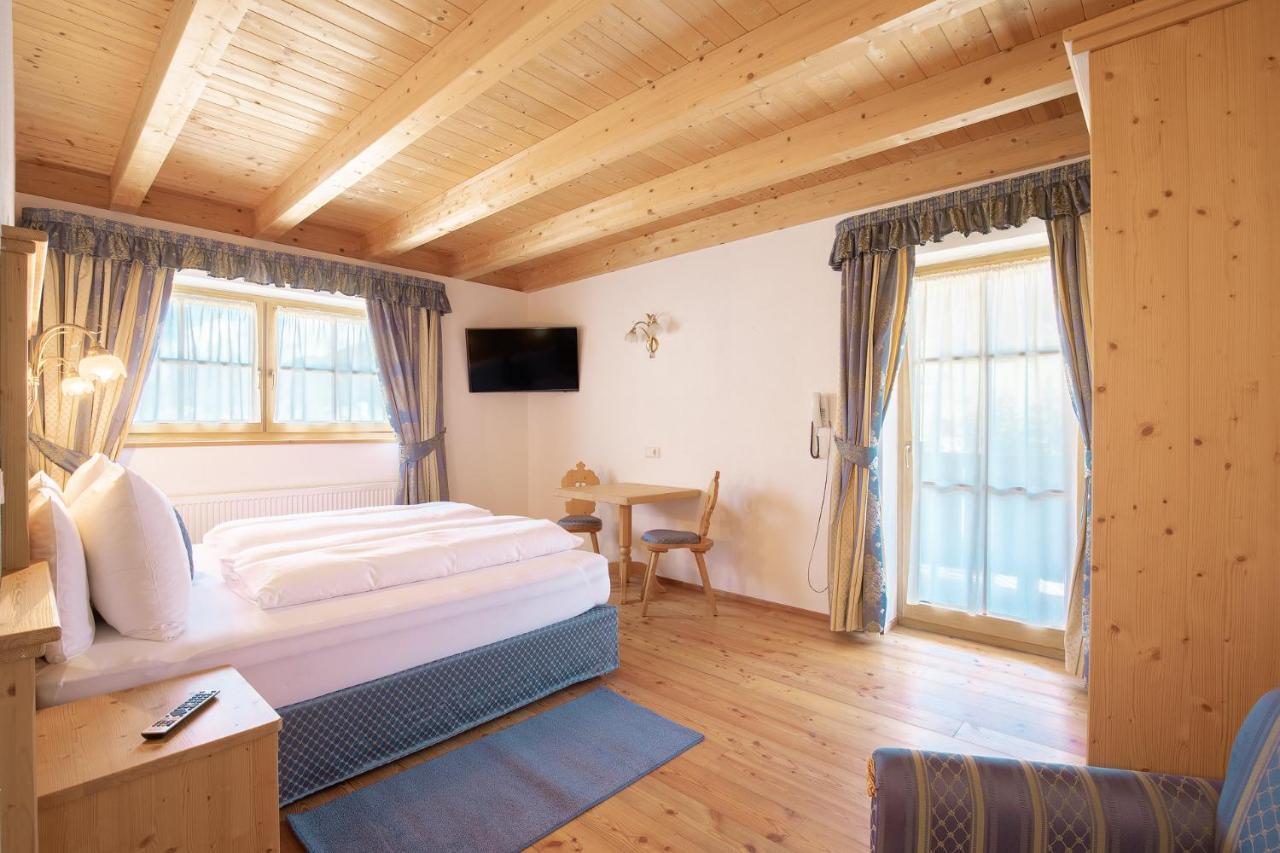 Cima Dodici B&B - Apartments Sexten Esterno foto
