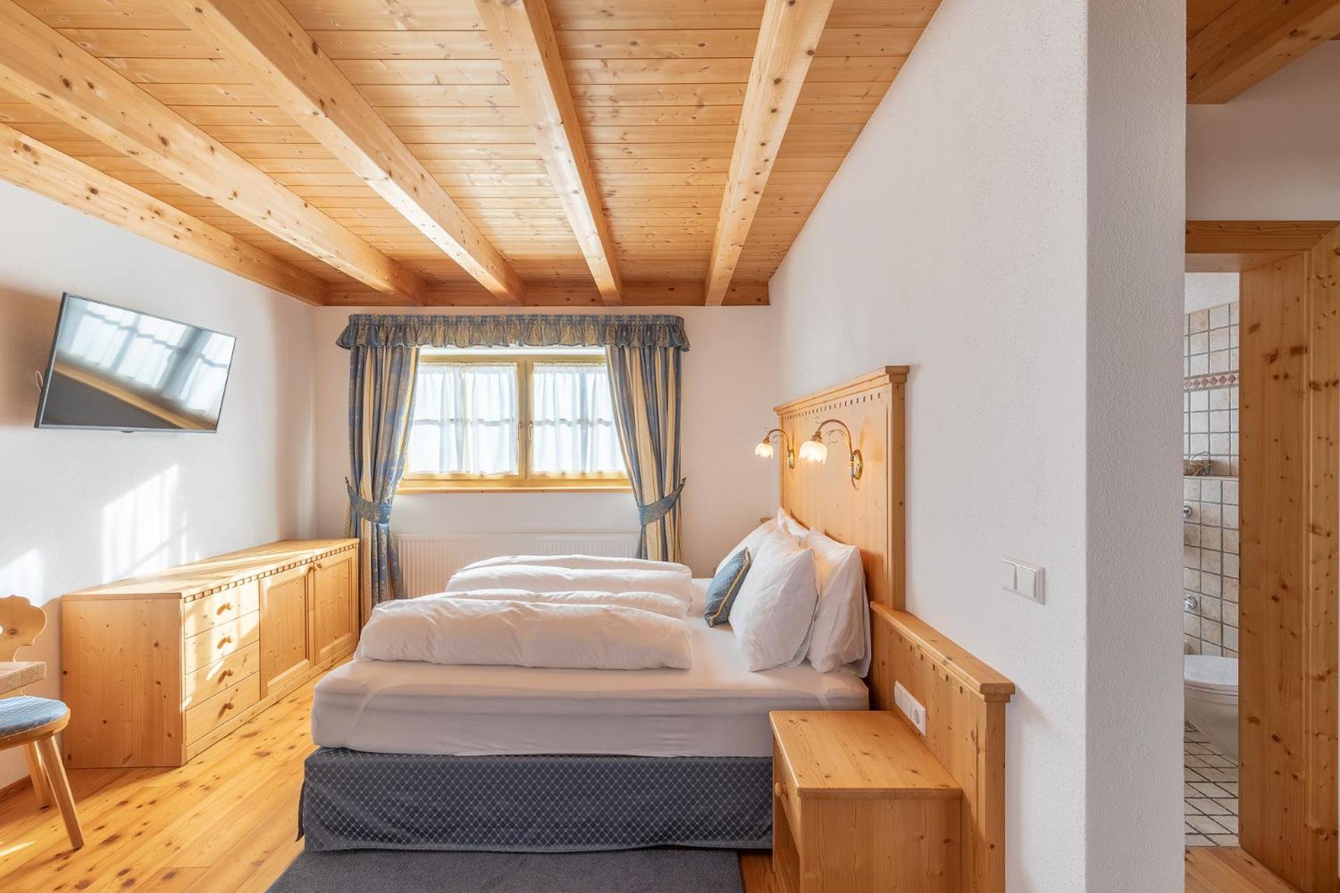 Cima Dodici B&B - Apartments Sexten Esterno foto